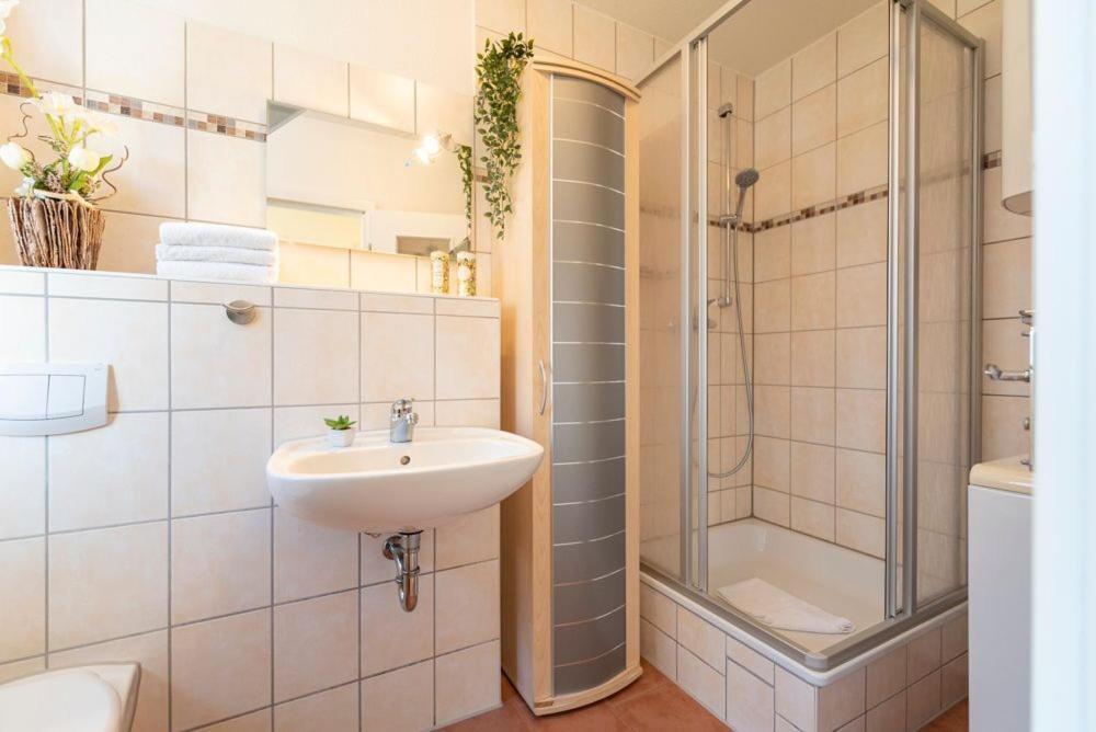 Ferienwohnung Ankerplatz Koserow エクステリア 写真